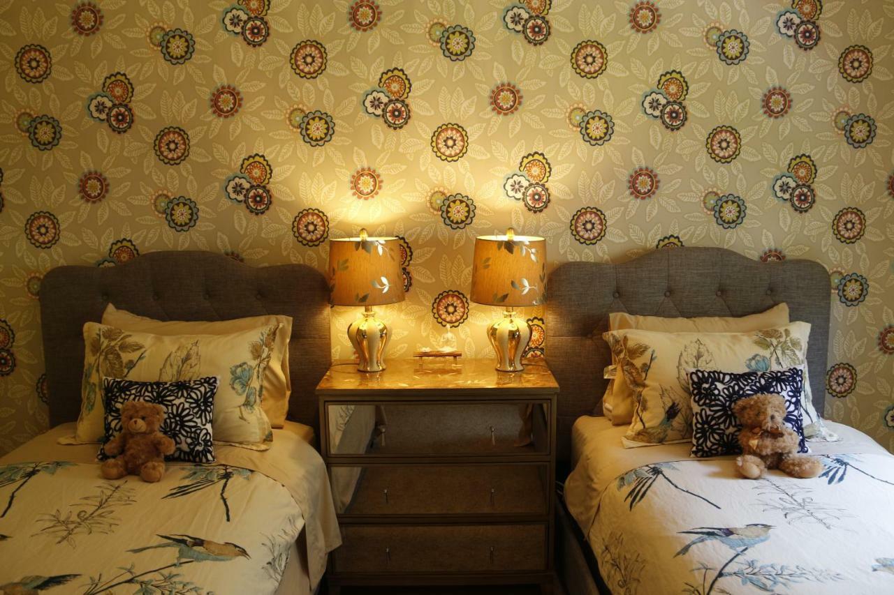 Lakeview Oasis Bed And Breakfast Вест-Келоуна Экстерьер фото